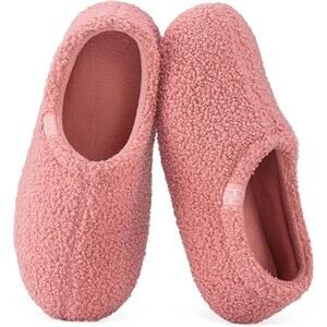 HomeTop Womens Size 8.5 Pink Fuzzy Curly Fur Memory Foam Warm Loafer Slippers